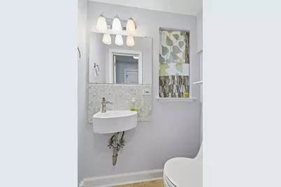 8434 Keystone Avenue, Skokie, IL 60076 - Photo 9