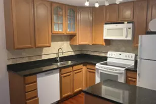 2208 Arbor Cir, Downers Grove, IL 60515 - Photo 5