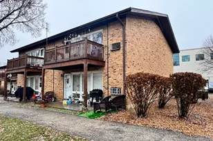 2208 Arbor Cir, Downers Grove, IL 60515 - Photo 3