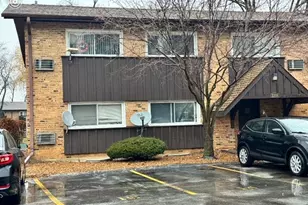 2208 Arbor Cir, Downers Grove, IL 60515 - Photo 1