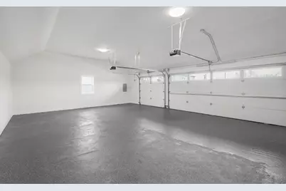 718 E 152nd Street, Phoenix, IL 60426 - Photo 27