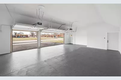 718 E 152nd Street, Phoenix, IL 60426 - Photo 23