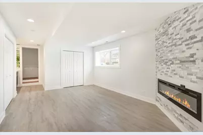 718 E 152nd Street, Phoenix, IL 60426 - Photo 15