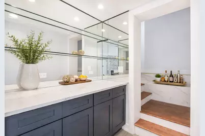 718 E 152nd Street, Phoenix, IL 60426 - Photo 13