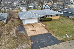 6962 Ralph Rd, Rockford, IL 61109 - Photo 3