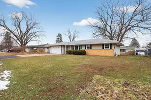 6962 Ralph Rd, Rockford, IL 61109 - Photo 1