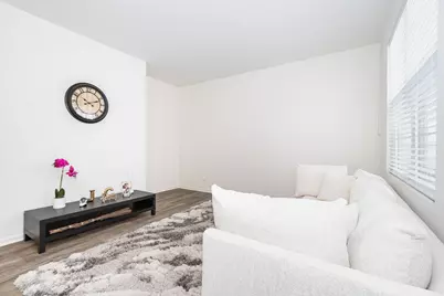 382 Hemlock Lane, Oswego, IL 60543 - Photo 5