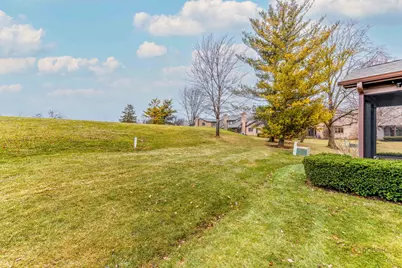 1742 Pebble Beach Drive, Hoffman Estates, IL 60169 - Photo 41