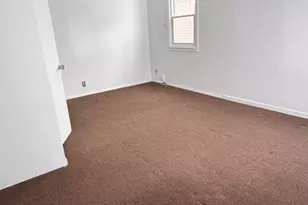 302 Elder Dr, Round Lake Park, IL 60073 - Photo 11