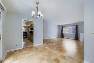 887 Ingram Pl, Des Plaines, IL 60016 - Photo 9