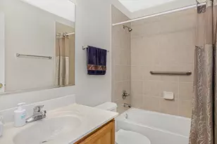 530 Prestwick Ln, Wheeling, IL 60090 - Photo 17