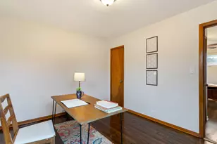 2402 N 77th Ct, Elmwood Park, IL 60707 - Photo 25