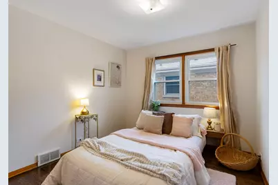 2402 N 77th Court, Elmwood Park, IL 60707 - Photo 15