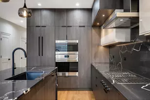 2334 N Oakley Ave, Chicago, IL 60647 - Photo 9