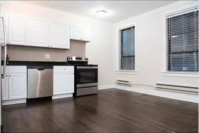 3345 N Marshfield Avenue #209, Chicago, IL 60657 - Photo 3