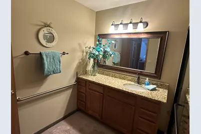 1478 W Sapphire Drive, Hoffman Estates, IL 60192 - Photo 19