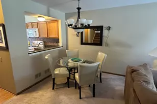 1478 W Sapphire Dr, Hoffman Estates, IL 60192 - Photo 13