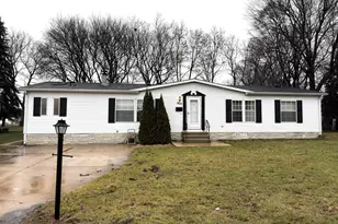 900 Micole Dr, Belvidere, IL 61008 - Photo 1