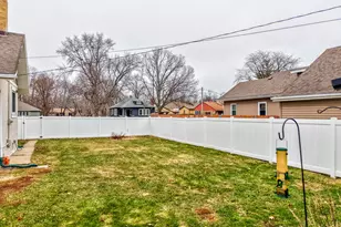 909 Congress St, Ottawa, IL 61350 - Photo 29