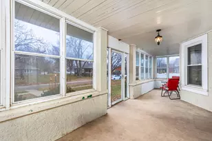 909 Congress St, Ottawa, IL 61350 - Photo 3