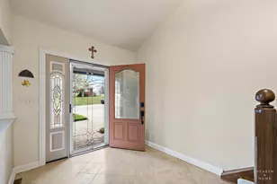 305 N Dale Ave, McHenry, IL 60050 - Photo 17