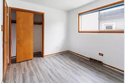 2206 W 81st Place, Chicago, IL 60620 - Photo 9