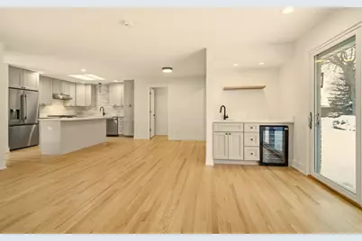 2372 Salceda Drive, Northbrook, IL 60062 - Photo 9