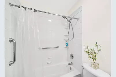 5213 W Greenbrier Drive, McHenry, IL 60050 - Photo 13