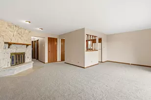 15140 Evergreen Dr, Orland Park, IL 60462 - Photo 11