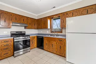 15140 Evergreen Dr, Orland Park, IL 60462 - Photo 5