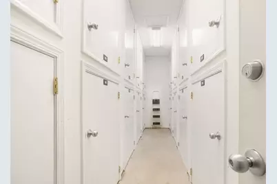 2222 W Belmont Avenue #203, Chicago, IL 60618 - Photo 23