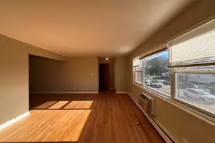 560 Princeton St, Des Plaines, IL 60016 - Photo 9