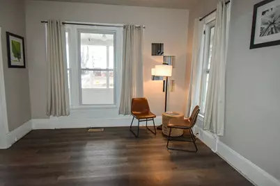 914 W Olive Street, Bloomington, IL 61701 - Photo 11