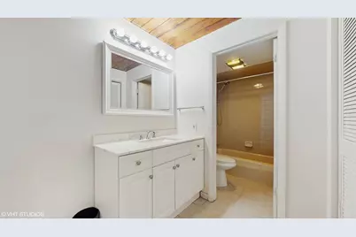 2306 Holiday Terrace #166, Lansing, IL 60438 - Photo 9