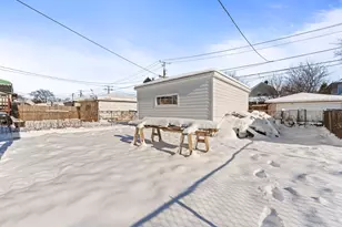 635 S 18th Ave, Maywood, IL 60153 - Photo 25