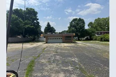 227 Sycamore Road, Genoa, IL 60135 - Photo 7