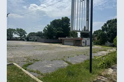 227 Sycamore Road, Genoa, IL 60135 - Photo 9