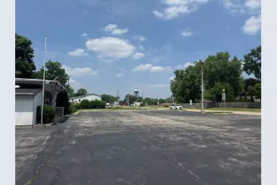 227 Sycamore Road, Genoa, IL 60135 - Photo 3