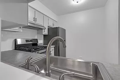 7010 W 110th Street #6, Worth, IL 60482 - Photo 11