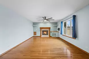 601 Edgewater Dr, Minooka, IL 60447 - Photo 5