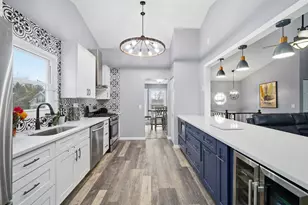 1032 Oak Tree Trail, Lake Villa, IL 60046 - Photo 3