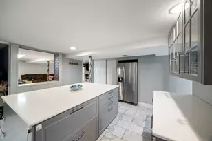 10043 S 84th Ave, Palos Hills, IL 60465 - Photo 17