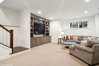 5744 W Ainslie Street, Chicago, IL 60630 - Photo 19