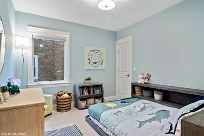 5744 W Ainslie Street, Chicago, IL 60630 - Photo 17