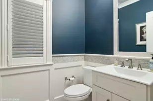 5744 W Ainslie St, Chicago, IL 60630 - Photo 11