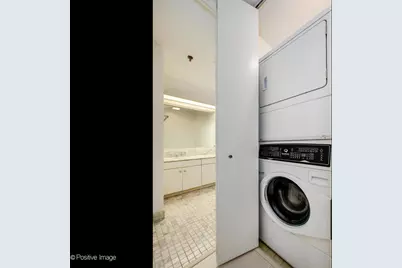 680 N Lake Shore Drive #920, Chicago, IL 60611 - Photo 17