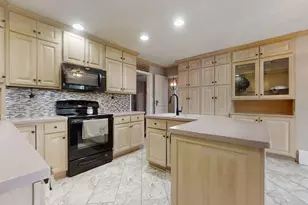 3816 Western Ave, Mattoon, IL 61938 - Photo 15