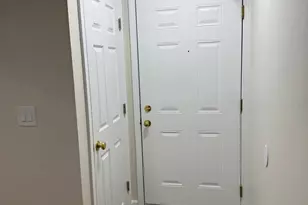 209 Glengarry Dr, Bloomingdale, IL 60108 - Photo 3