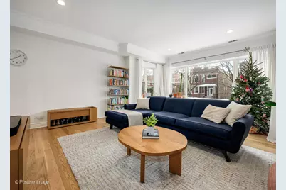 2537 N Hamlin Avenue #1N, Chicago, IL 60647 - Photo 3