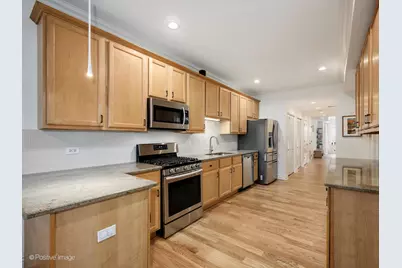 2537 N Hamlin Avenue #1N, Chicago, IL 60647 - Photo 9